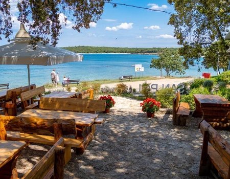 Camping Mon Perin, 4* - 5