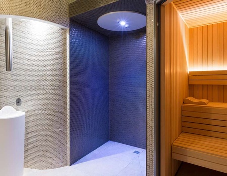 Escapade gourmande avec accès spa dans un 5* à Nîmes - 5* - Gard - Nîmes, Languedoc Roussillon - Image 5