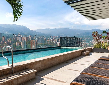 Hotel York Luxury Suites Medellin 5*