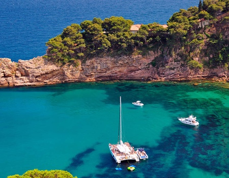 GHT Oasis Tossa - Séjour en famille en pension complète à Tossa de Mar avec spa et bouteille de cava - 4*