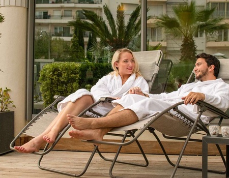 Escapade romantique avec Lovebox à deux pas de la Croisette de Cannes - 4* - 1