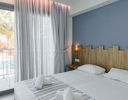 Hôtel Pollis 4* - 5