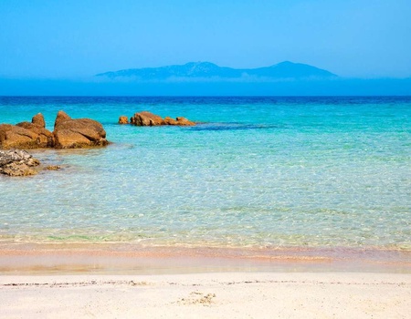 Cap sur l'île de Beauté, découvrez les merveilles de la Corse dans un hôtel 5* - 5*