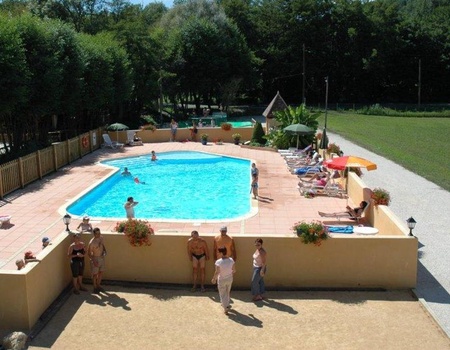 Camping Le Pont de Mazerat, 4* - 4