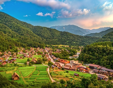 Circuit individuel : Des Mégalopoles aux montagnes sacrées en 3* ou 4* - STD* - 1