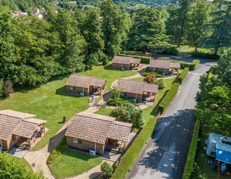 Flower Camping Le Château 3* - 2