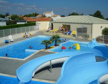 Camping du Domaine de l'Auzance, 3* - 3