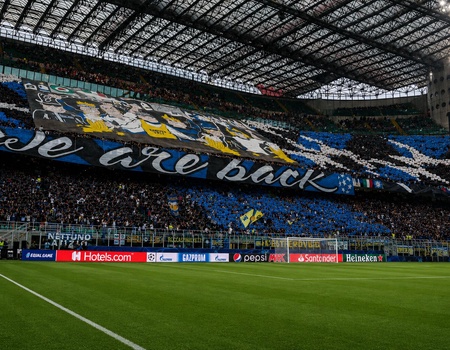 Match foot Inter Milan - Saison 2026-2027 avec hôtel 4* - Milan, Italie - Image 3