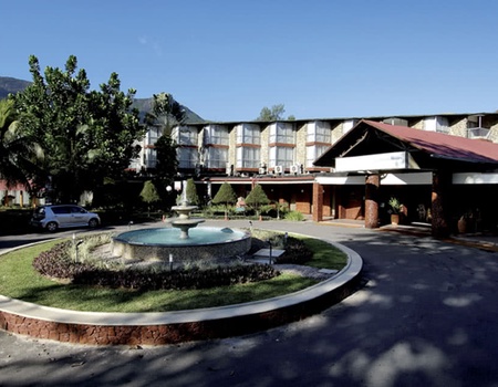 Hôtel Berjaya Beauvallon Bay 3* - 4