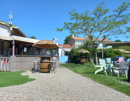 Camping Ushuaïa villages la Chesnays, 4* - 5