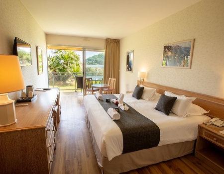 Hôtel La Pinède 3* (vols réguliers) - 2