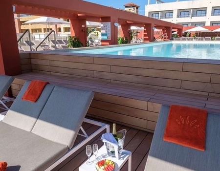 Vacances à la Pineda en bord de mer avec billets pour PortAventura Park - 4* - 5