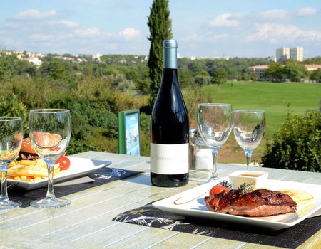 Escapade près de Montpellier avec repas du midi ensoleillé - 3*