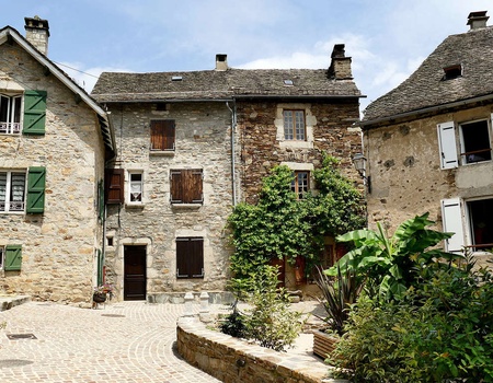 Parenthèse gourmande dans un agréable appartement 3* à Chaudes-Aigues - 4* - Cantal - Chaudes Aigues, Auvergne - Image 1