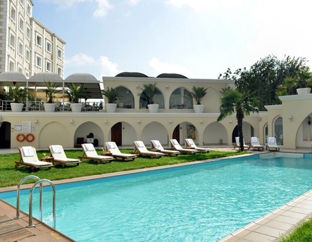 Ôcity Xperience Holiday Inn Istanbul City 5*