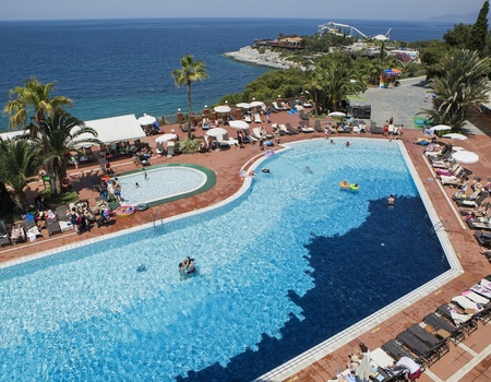 Pine Bay Holiday Resort - 2