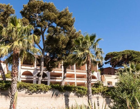 Résidence Pierre & Vacances Louis Lumière - France, Côte d'Azur, Bandol - Image 1