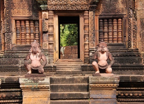 Circuit Lotus du Cambodge et plage à Koh Rong Sanloem 4* - 5