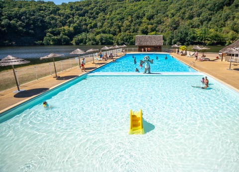 Camping Sea Green Château du Gibanel, 4* - 2