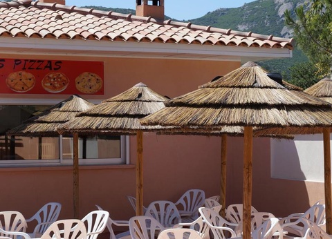 Camping Les Castors, 4* - 37