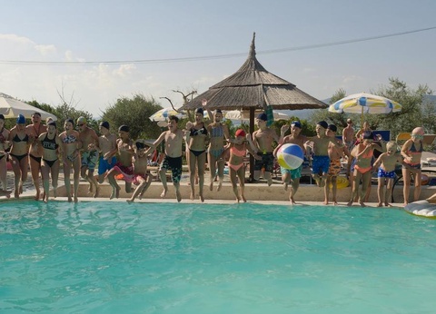 Campeggio Villaggio Cerquestra, 3* - 38