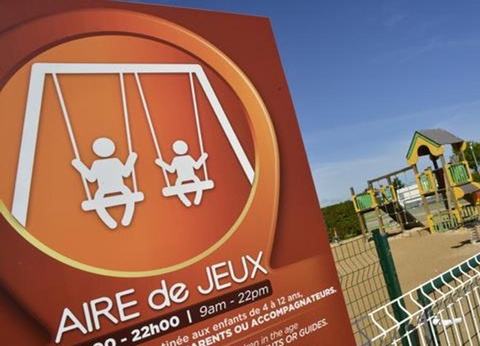 Camping Les Peupliers, 4* - 49