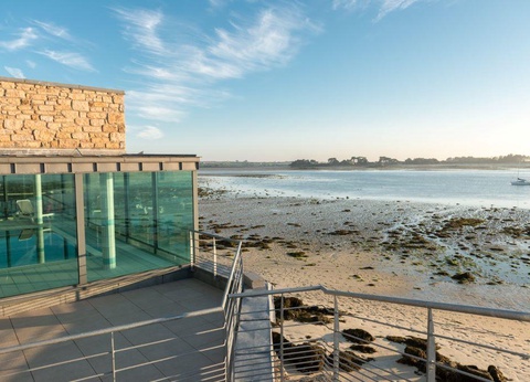 Hôtel Valdys - Beau rivage 4* + Demi-Pension + cure - 2