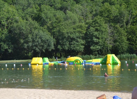 Camping Le Pont de Mazerat, 4* - 8