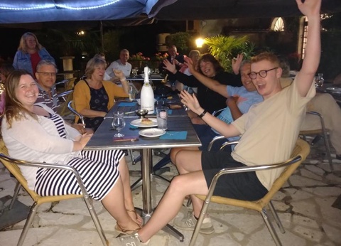 Camping Château de Lacomté, 4* - 51