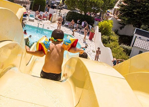 Camping La Parée du Jonc, 3* - 4