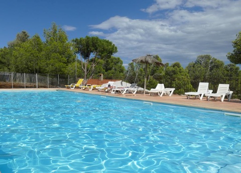 Camping Le Bois de Pins, 3* - 4