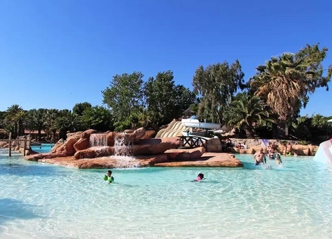 Pirates World Village-club Les Sables d'Or, 4* - 6