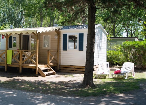 Camping Abri de Camargue, 4* - 40