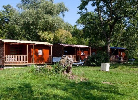 Camping Les Bords de Loue, 3* - 46