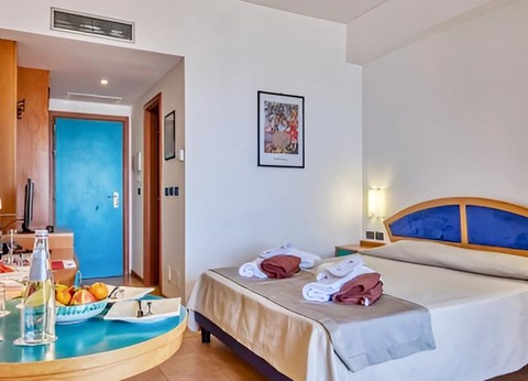 Hôtel Antares 4* - 4