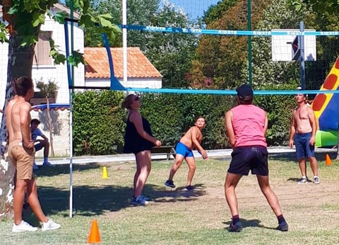 Camping Au Pigeonnier, 4* - 34