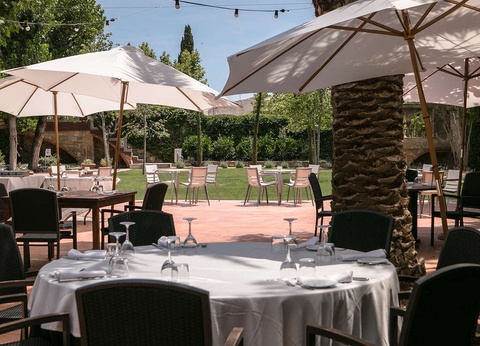 Découvrez la Costa Brava dans un ancien palace du XIVe siècle 4* - 4