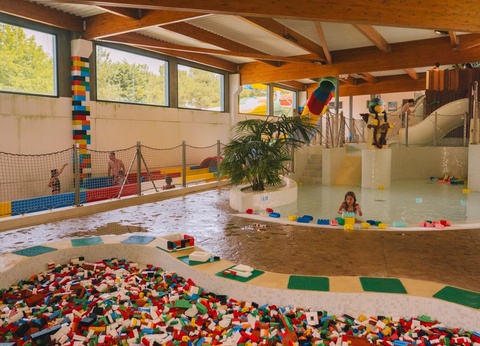 Camping Les Genêts, 5* - 33