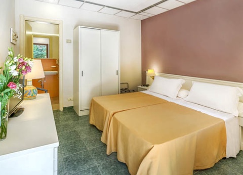 Club Bravo Club Conte Di Cabrera 4* - 8