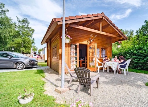 Flower Camping du Lac de la Seigneurie, 3* - 32