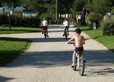 Camping Entre Terre et Mer, 3* - 32