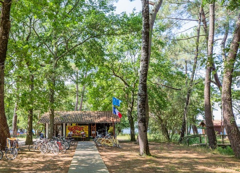 Camping les Bruyères, 3* - 12