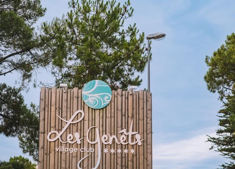 Camping Les Genêts, 5* - 37