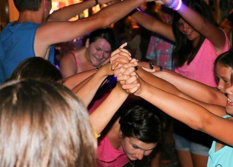 Camping La Riviera, 4* - 7