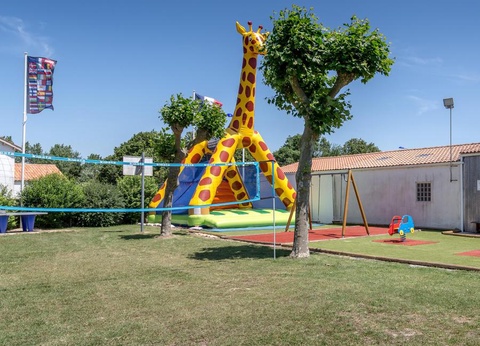 Camping Au Pigeonnier, 4* - 29