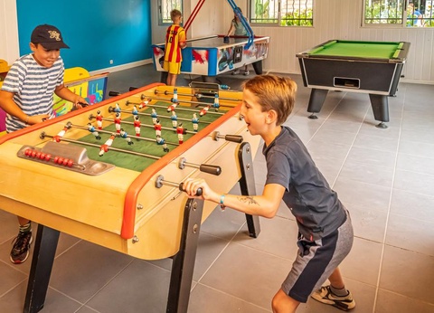 Camping Le Beauséjour, 4* - 33