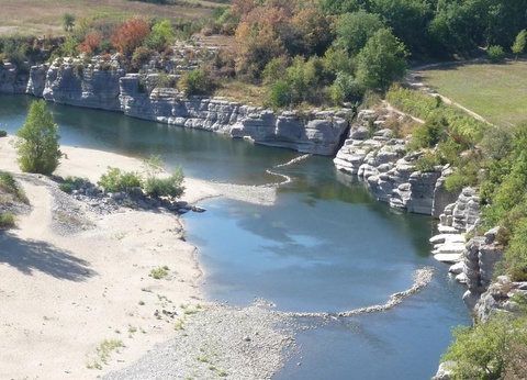 Camping Le Coin Charmant, 3* - 34