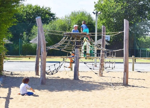 Camping La Trévillière, 4* - 17