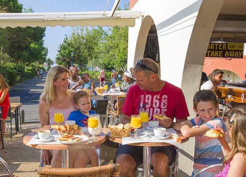 Camping Méditerranée Plage, 4* - 41