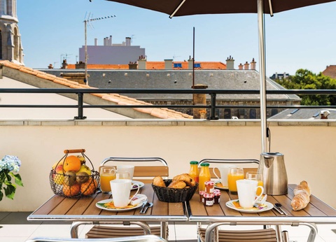 Résidence Lagrange Les Patios d'Eugénie 4* - 8